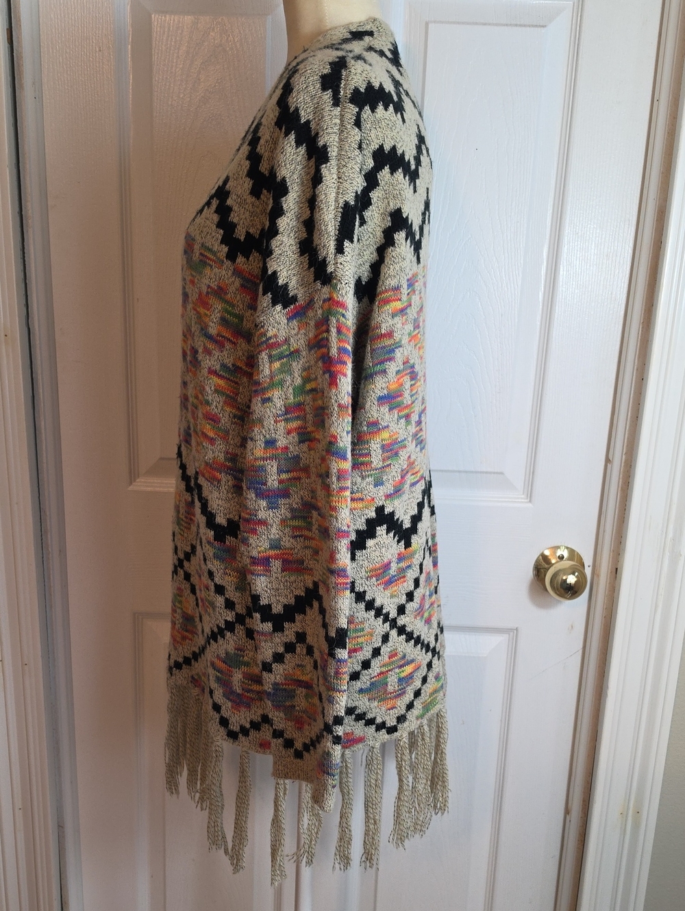 Montanaco Fringe Cardigan - Picture 6 of 12